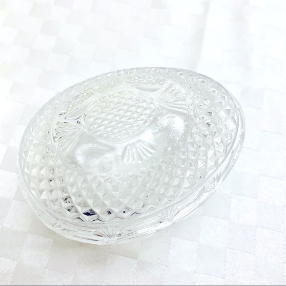 Vintage Avon Fostoria Crystal Egg Shape Dish - Picture 2 of 7